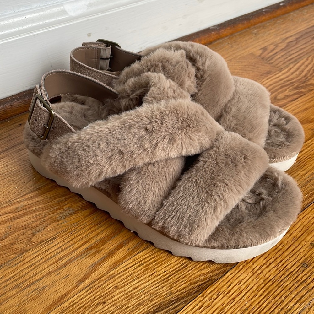 Koolaburra by Ugg Sandals